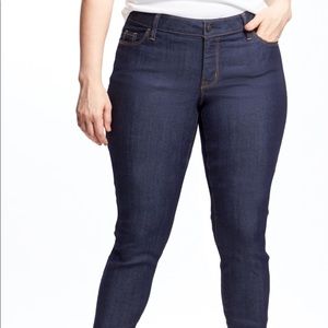 30 SOLD OUT super skinny mid rise jeans old navy